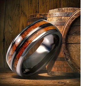 *NEW* Elegant Whisky Barrel with Black Inlay Ring Sizes #7-13